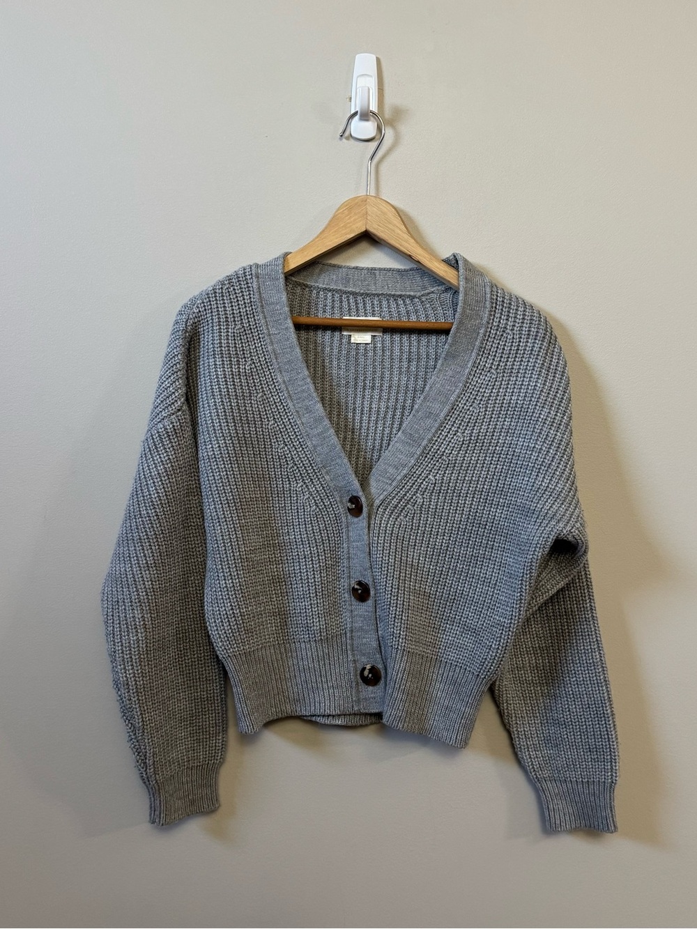 Maeve Anthropologie grey chunky knit button front cardigan sweater